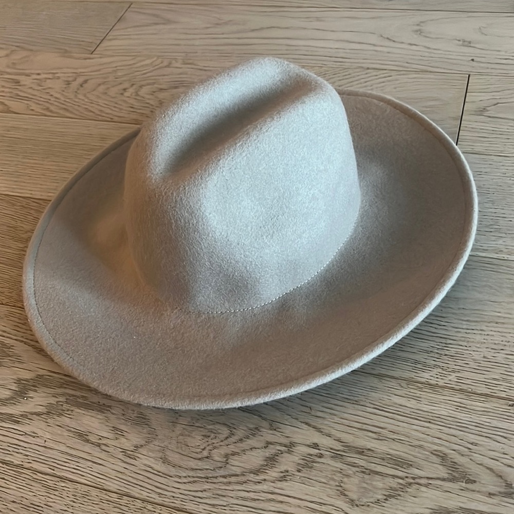 Ecoté Hat